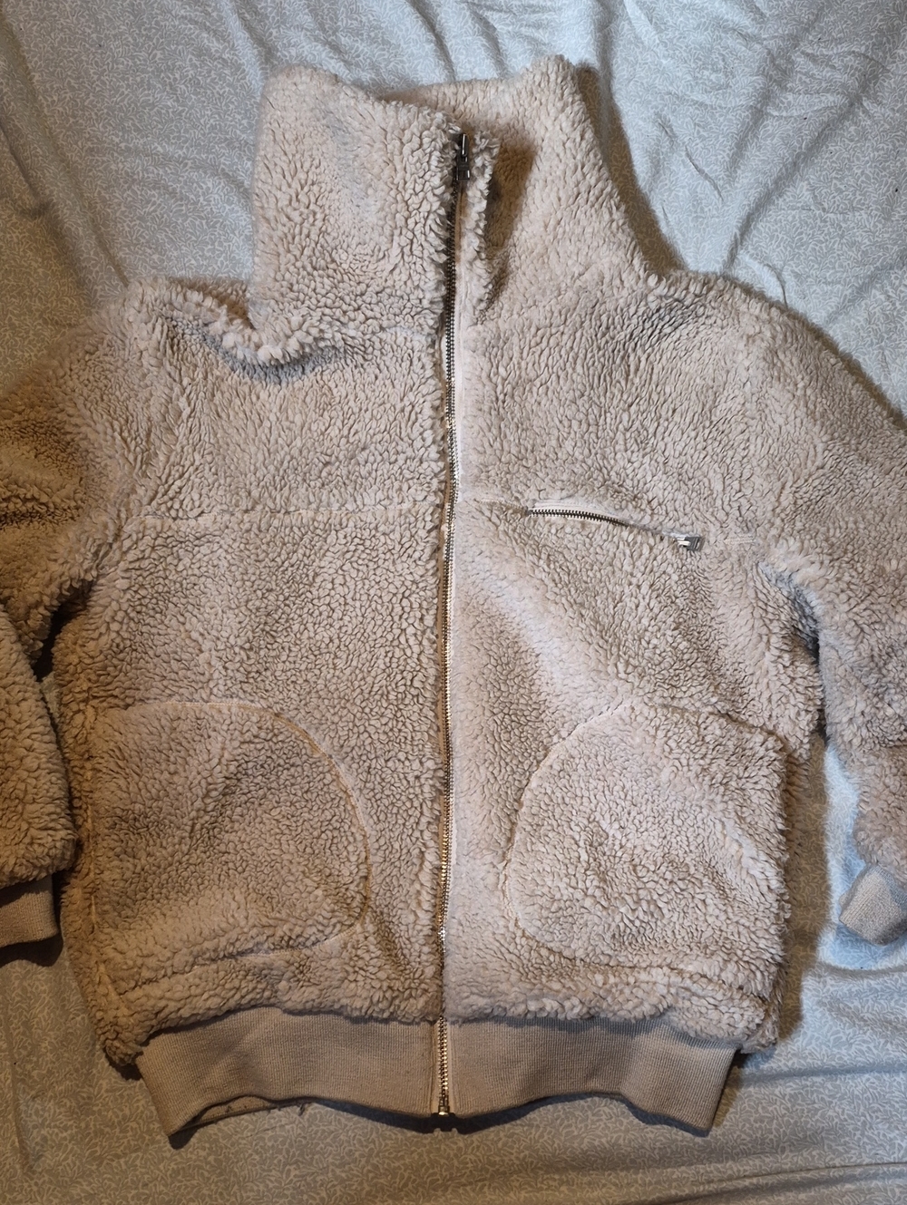 Wilfred Plush Sherpa Puffer Jacket in Light Beige